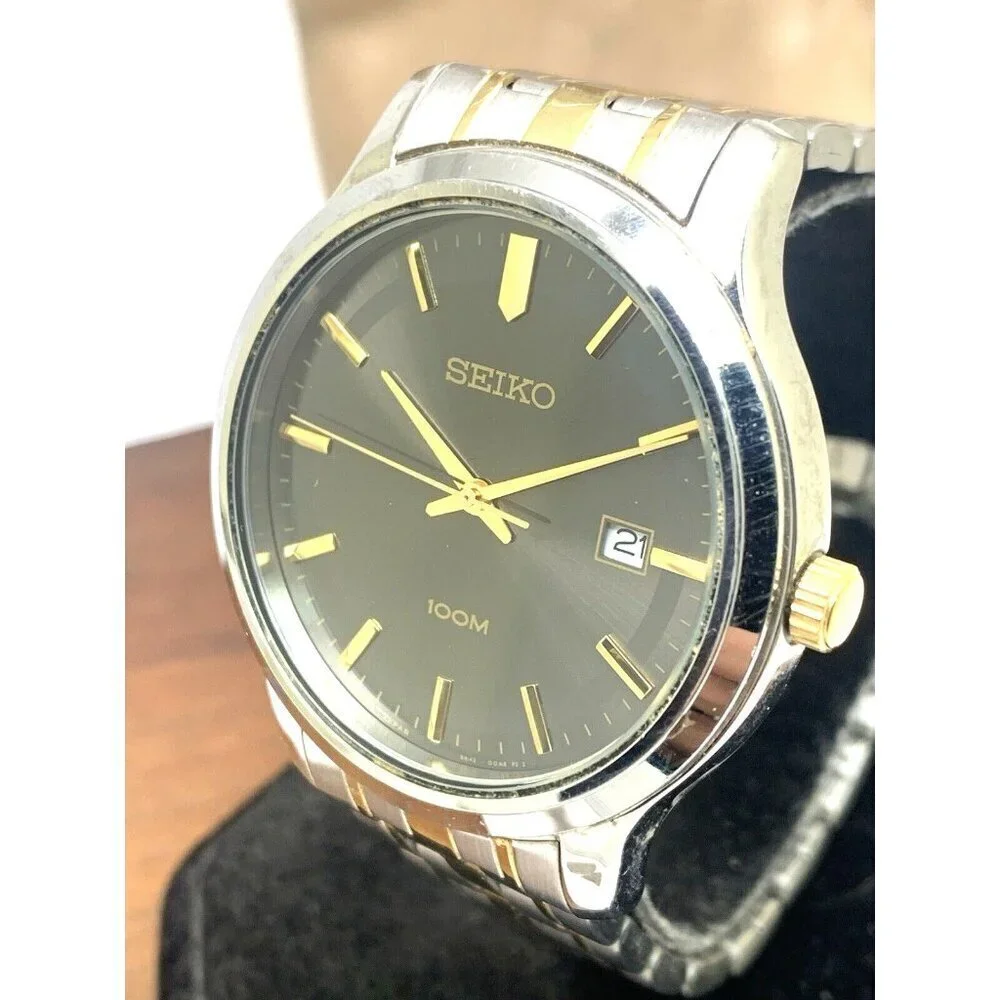 Seiko Men's Watch 6N42-00F0 Quartz Black Gray Dial Two Tone Stainless Steel 41mm